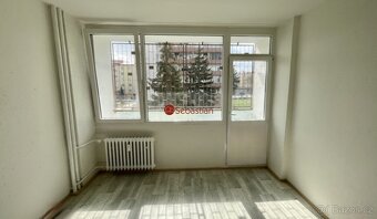 Rekonstruovaný bytu 1+kk v centru Mostu, M.G. Dobnera - 3