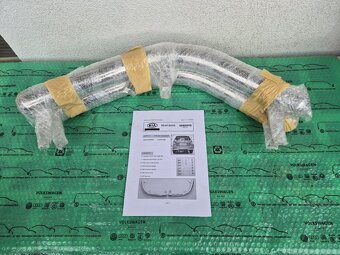 ochranný chromový rám zadního nárazníku Kia Sorento model 20 - 3