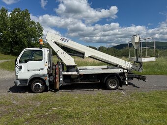 Montážní plošina Nissan Cabstar - 3
