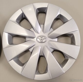 Poklice Toyota 15" 4ks - 3