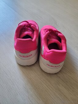 Dívčí tenisky Adidas - 3