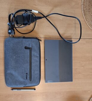 Lenovo IdeaPad DUET 3 10IGL5 - 3