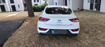 Hyundai i30 fastback - 3