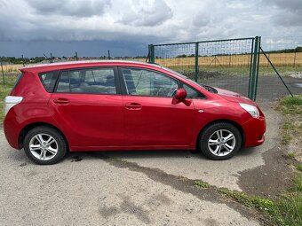 Toyota Verso - 3