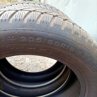 16" PNEU – 205/60/R16 – ZIMNÍ - DUNLOP Pneumatika: 205/60/ - 3