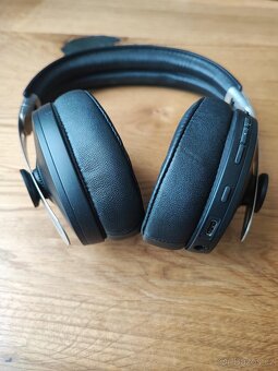 Sluchátka Sennheiser momentum 3 - 3