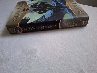 Robert Jordan - Koruna z mečů - 3