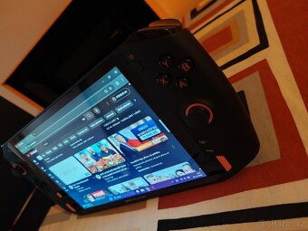 One X player, i7, 8Gb grafika, 1TB SSD - 3