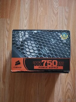 Corsair TX750W - 3