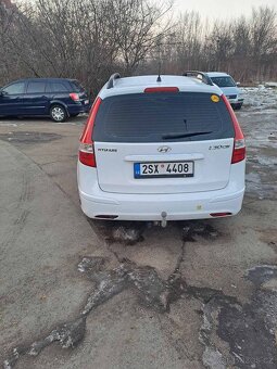 Hyundai i30 1,6 benzín/lpg 2010 - 3