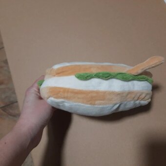 Plyšový usmiaty sendvič /vankúš do zbierky :) - 3