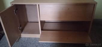 Předsíňová stěna se zrcadlem a botníkem - 3