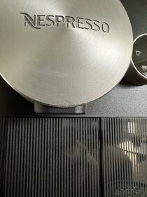 kávovar Nespresso se šlehačem mléka - 3
