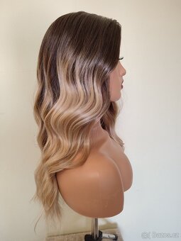 Nová vlnitá přirozená ombré Lacefront paruka - 3