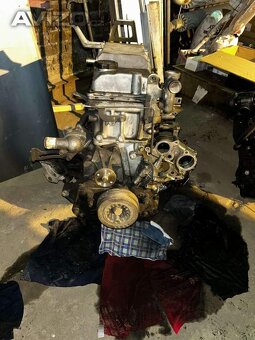 Prodám motor Mitsubishi Pajero 4M41 3.2 16V - 3