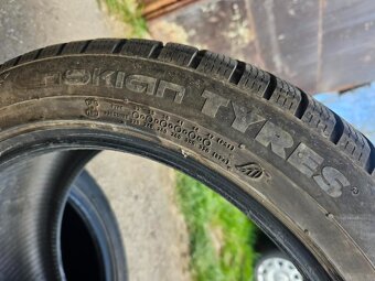 2x zimní pneu Nokian Snowproof P 225/45/17, 7-8 mm, DOT 2121 - 3
