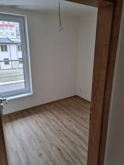Pronájem řadového rodinného domu 4kk, 119 m2 - 3