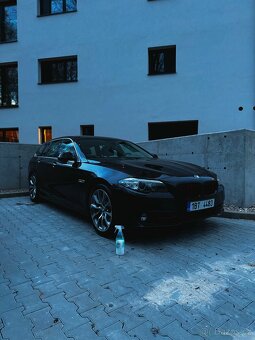 BMW 530d, Touring F11 | 190 kW | NADSTANDARDNÍ VÝBAVA | TOP - 3