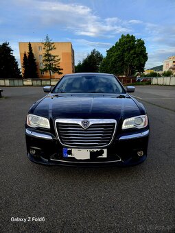 Lancia Thema na splatky bez akont. - 3