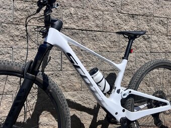 Prodám kolo Scott Spark RC S karbon 2024 neježděné v záruce - 3