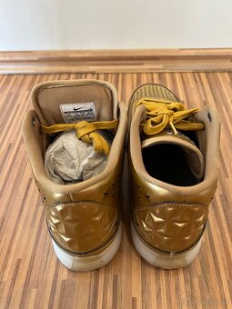 Nike Kobe 10 Mid Ext Liquid Gold - 3