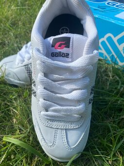 Tenisky white/black vel. 35 - 3