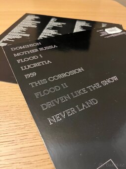 The Sisters Of Mercy – Floodland - 3