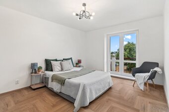 Prodej bytu 3+kk po rekonstrukci s balkonem, OV, Odolena Vod - 3
