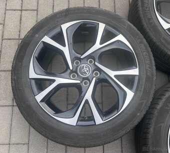 Toyota C-HR - 18"alu + letní 225/50 Michelin 5mm - 3