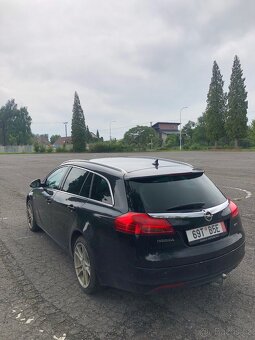 Opel Insignia 2.0 CDTI Sports Tourer - 3