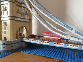 LEGO 10214 Tower Bridge - 3