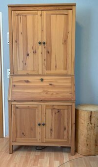 Ikea Hemnes sekretář - knihovna- masiv Leksvik - 3