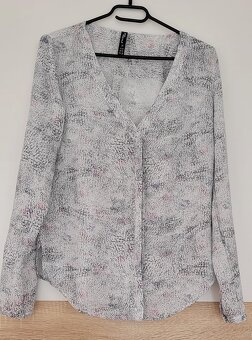 BALÍK OBLEČENÍ VELIKOST M - 3