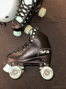 Kolečkové brusle SFR - 3