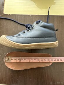 Pridám podzimní kožené botičky - 3