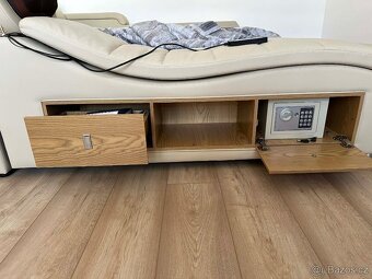 Luxusní postel s masážním křeslem - 3