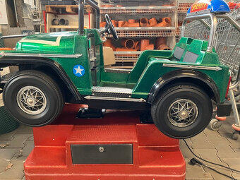 Houpací autíčko na mince. - 3