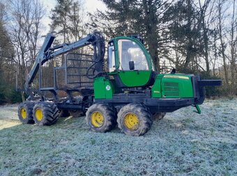 Vyvážecí souprava JOHN DEERE 810E - 3