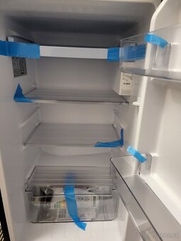 NOVÁ lednice bez mrazáku, černá barva - 3