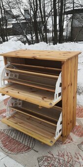 Masivní vyklápěcí botník - 3