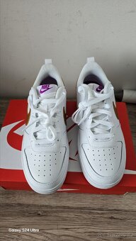 Nike Court borough 38,5eu - 3