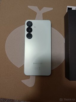 Samsung Galaxy S25 12/256GB - 3
