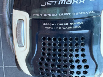 Výkonný vysavač electrolux jetmaxx 2000w, sáčkový - 3