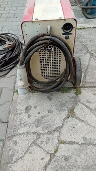 Prodám svářečku UTA 315-1 - 3