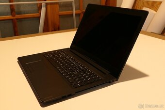 Lenovo IdeaPad 310-15ISK, černá - 3