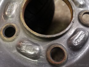 215/55 R16 Zimní Matador na plechovych 6,1/2Jx16ET52,5 - 3