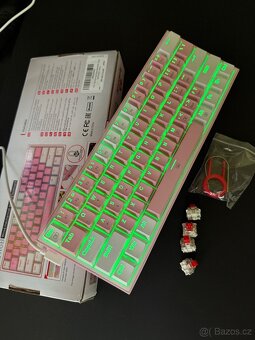 Mechanická klávesnice Redragon K617 Gaming Keyboard RGB Pink - 3