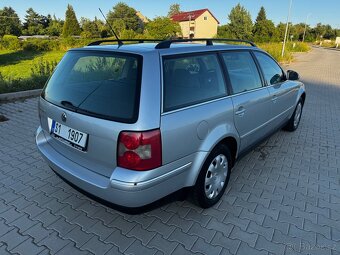 Volkswagen Passat 1.9TDI 74Kw Comfort - 3