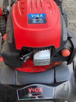 Prodám zahradni sekačku Vega - 3