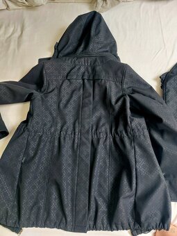 Nosící a těhotenský softshell kabát, vel.40 - 3
